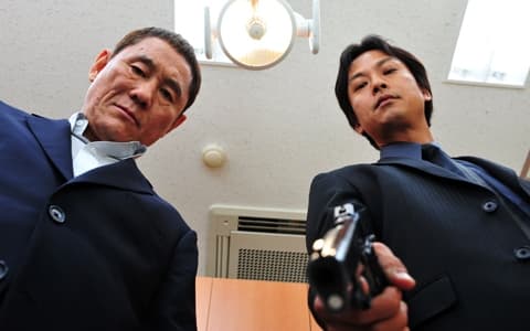 Takeshi Kitano provocerar i Outrage
