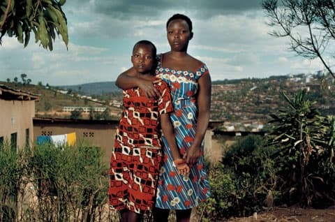 Fotografiska utställning om våldtagna kvinnor i Rwanda