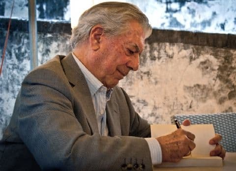 Mario Vargas Llosa talar på Världskulturmuseet