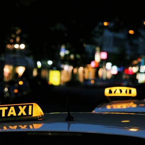 Guiden till de bästa taxibolagen i Stockholm