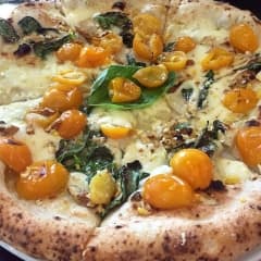 Napolitansk pizzabagare gästar Taverna Brillo