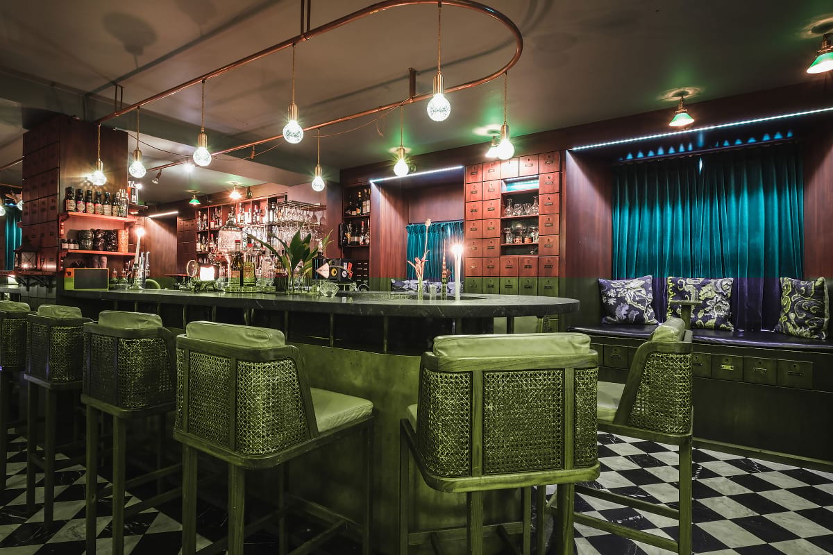 The best bars in the Old Town Thatsup