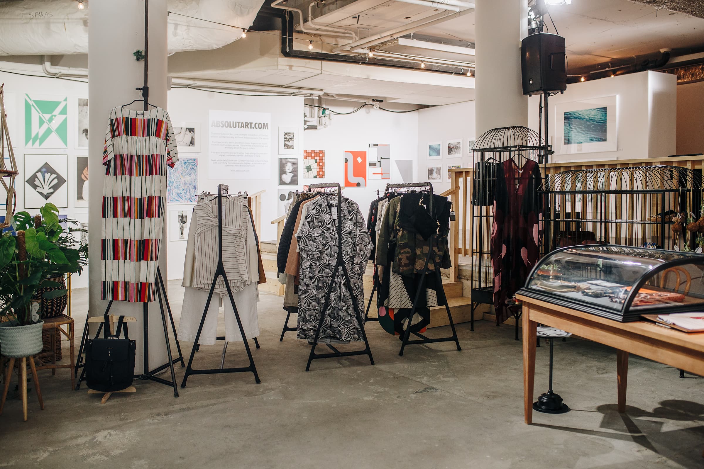 Pop up-butik lånar ut designkläder