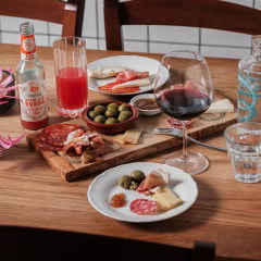 Här hittar du aperitivo i Stockholm