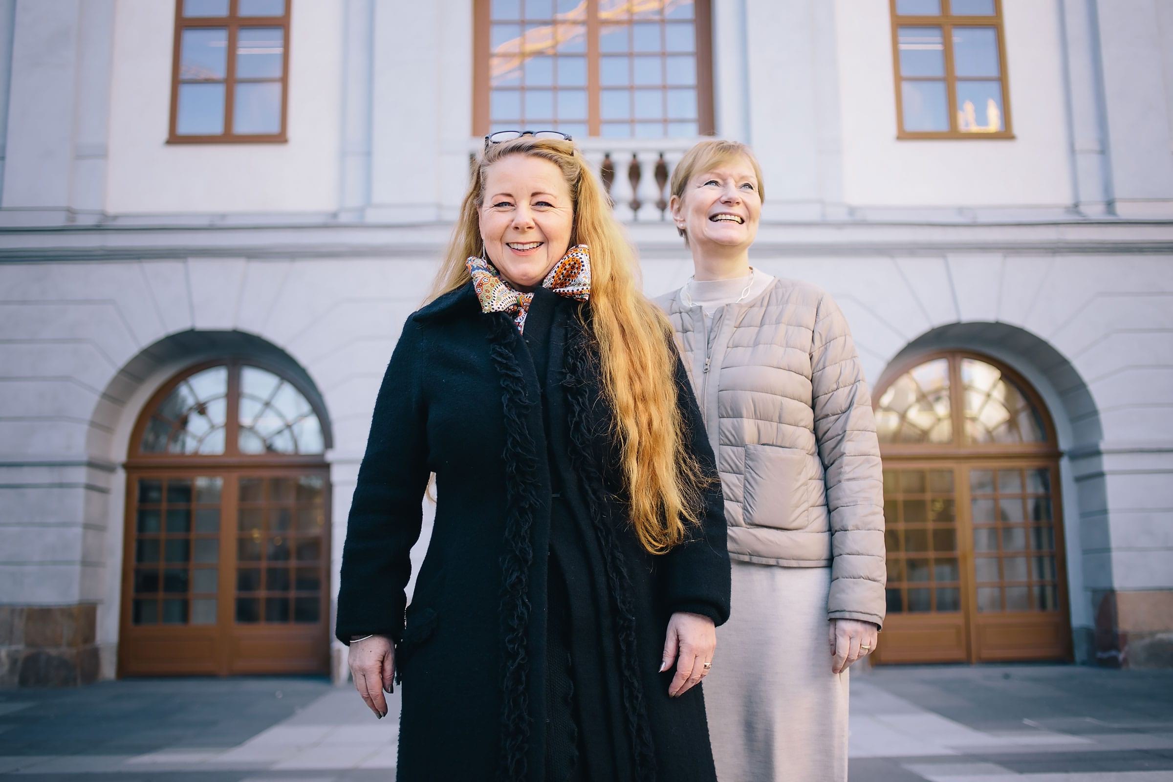 Sara Claesson (t v) och Ann-Charlotte Backlund (t h) Foto: Mikael Almehag