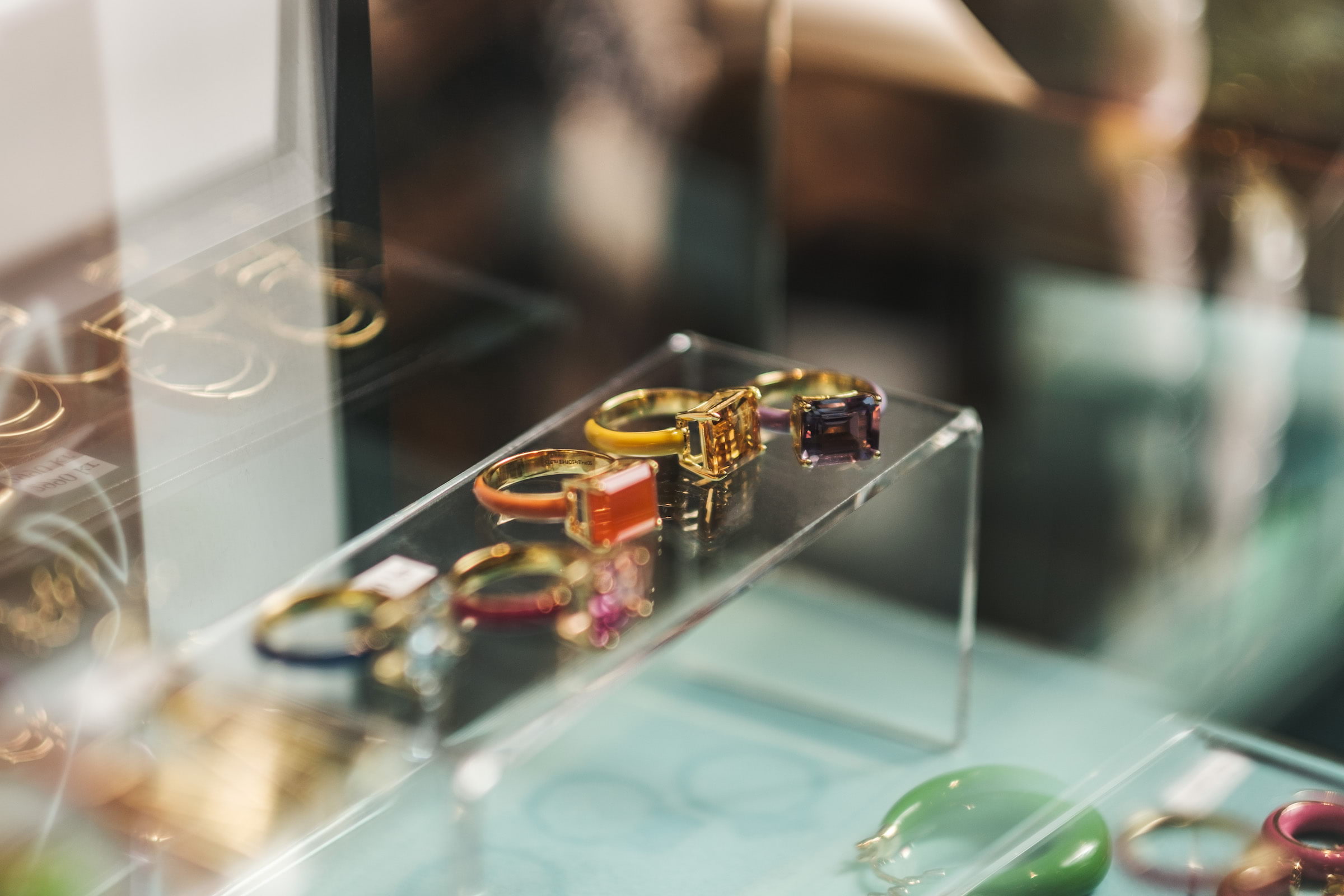 Guide to the best jewellery shops in London