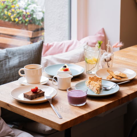 Café Relief satsar på unguilty pleasure för alla