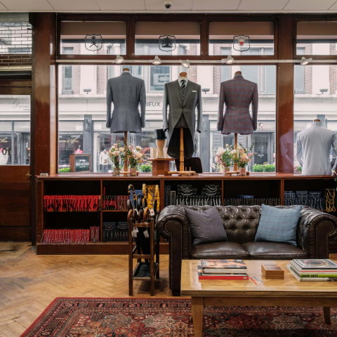 Guide to shopping around Oxford Street and Regent Street