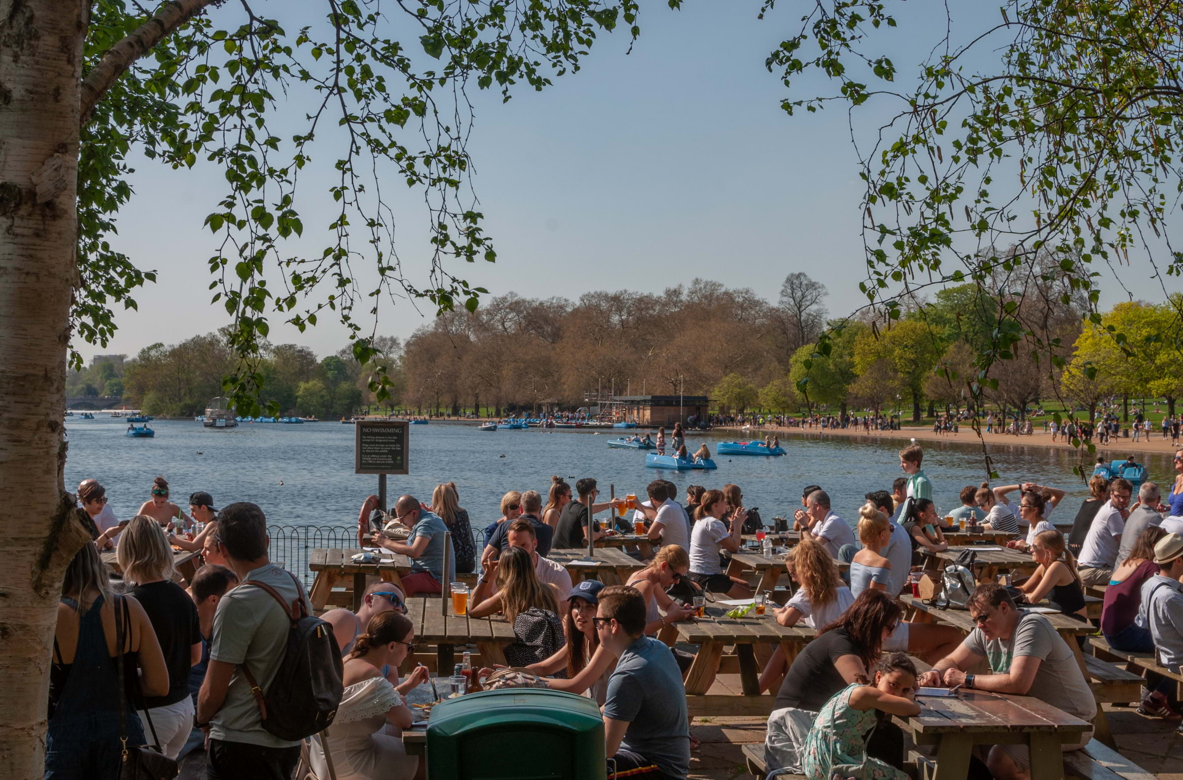 Guide to the best places for a picnic in London