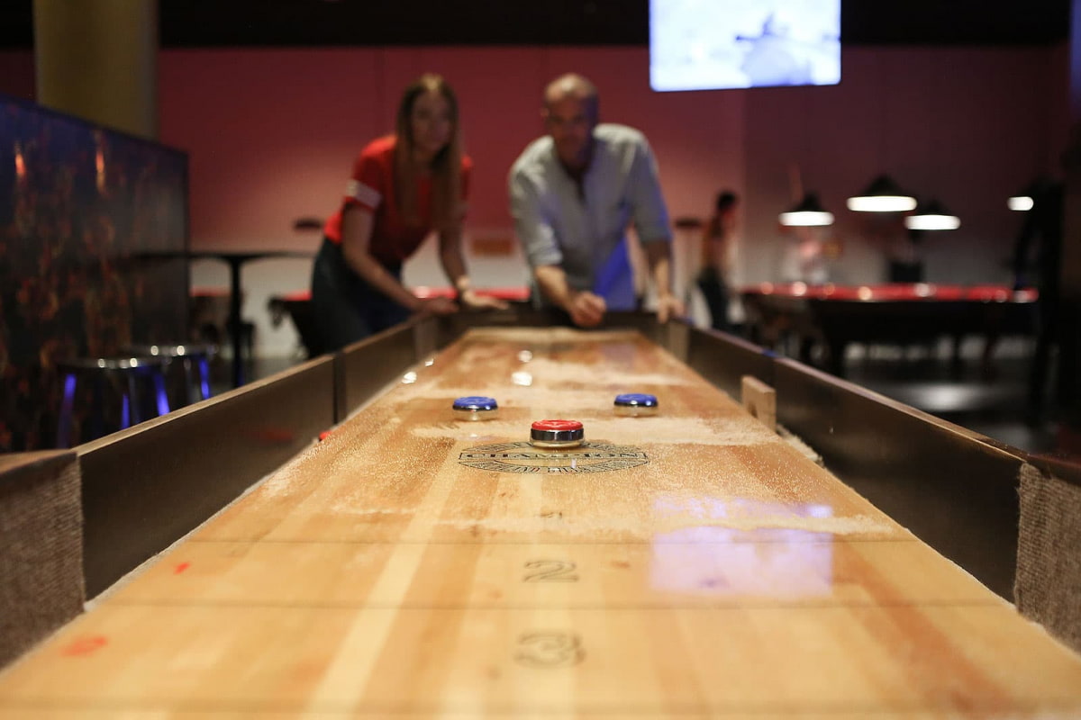 Where to play shuffleboard in London – Activities