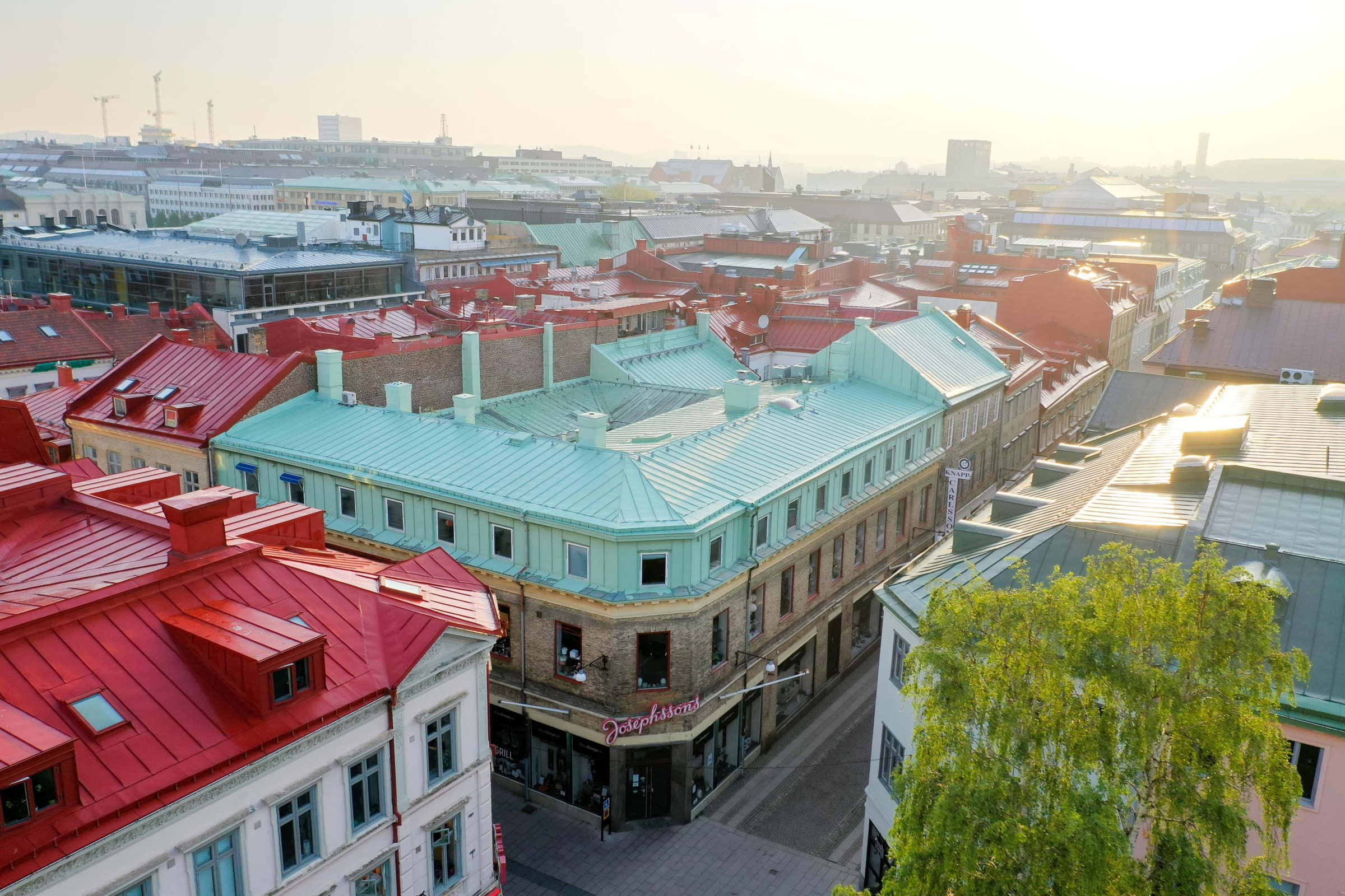 I hörnet mellan Korsgatan och Kyrkogatan öppnar Restaurang Collage. Foto: Pressbild.