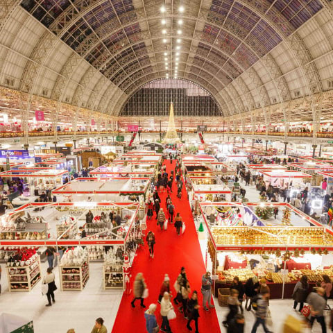 Visit the 2024 Ideal Home Show Christmas for all your festive needs