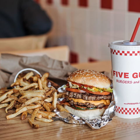 Five Guys öppnar vid Sergels torg – första i Norden