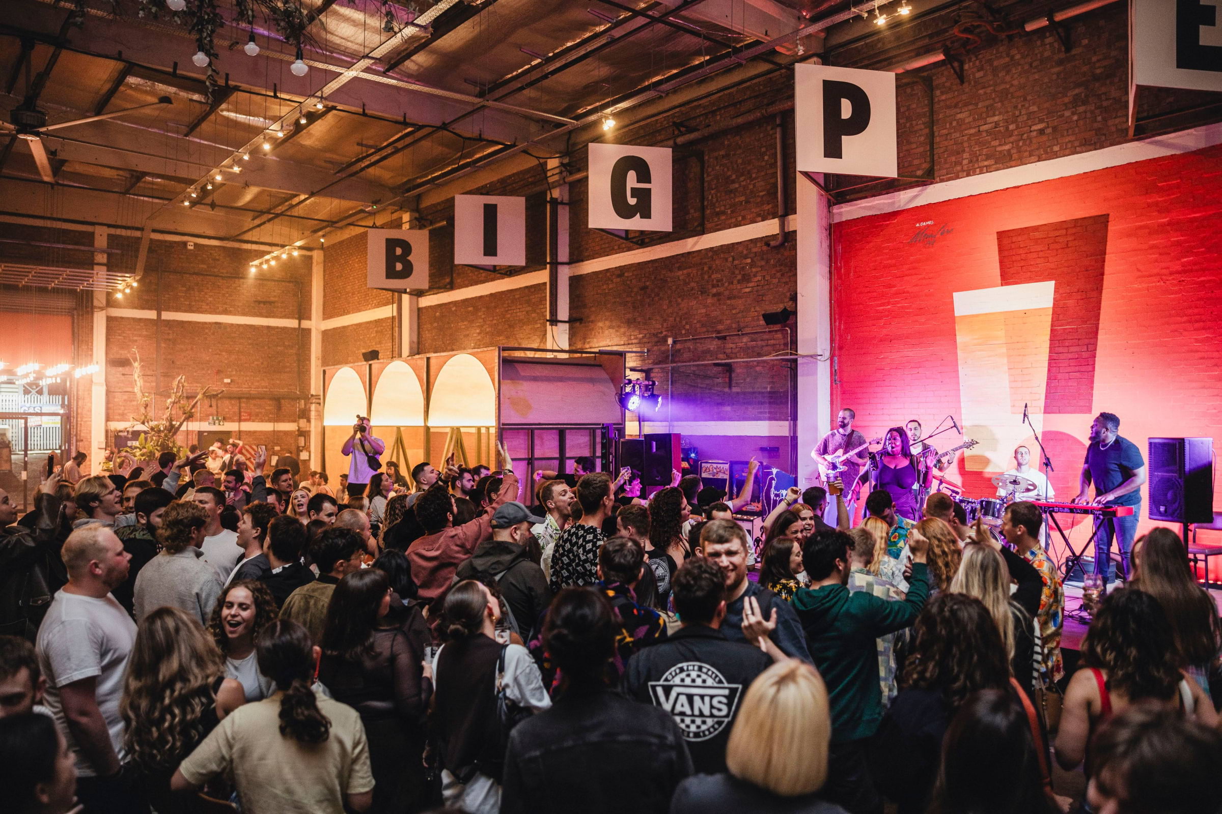 Blackhorse Beer Mile marks three years with a big birthday bash