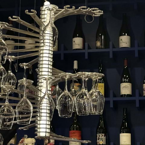 Bar Ingrid firar ett år – bjuder in till fest