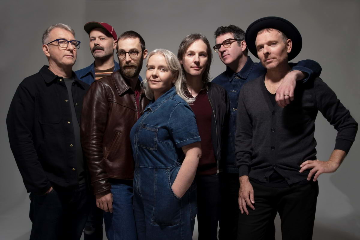 Nostalgiska konserter med Belle & Sebastian i Stockholm – Händer i helgen