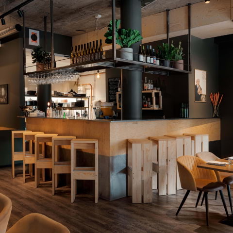 Then Argus spelar på Yono Sabo