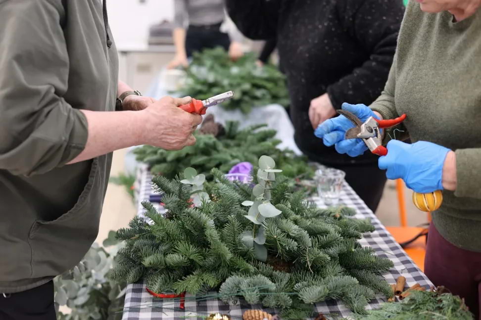 Make a festive wreath at this Museum of the Home workshop – What to do this weekend