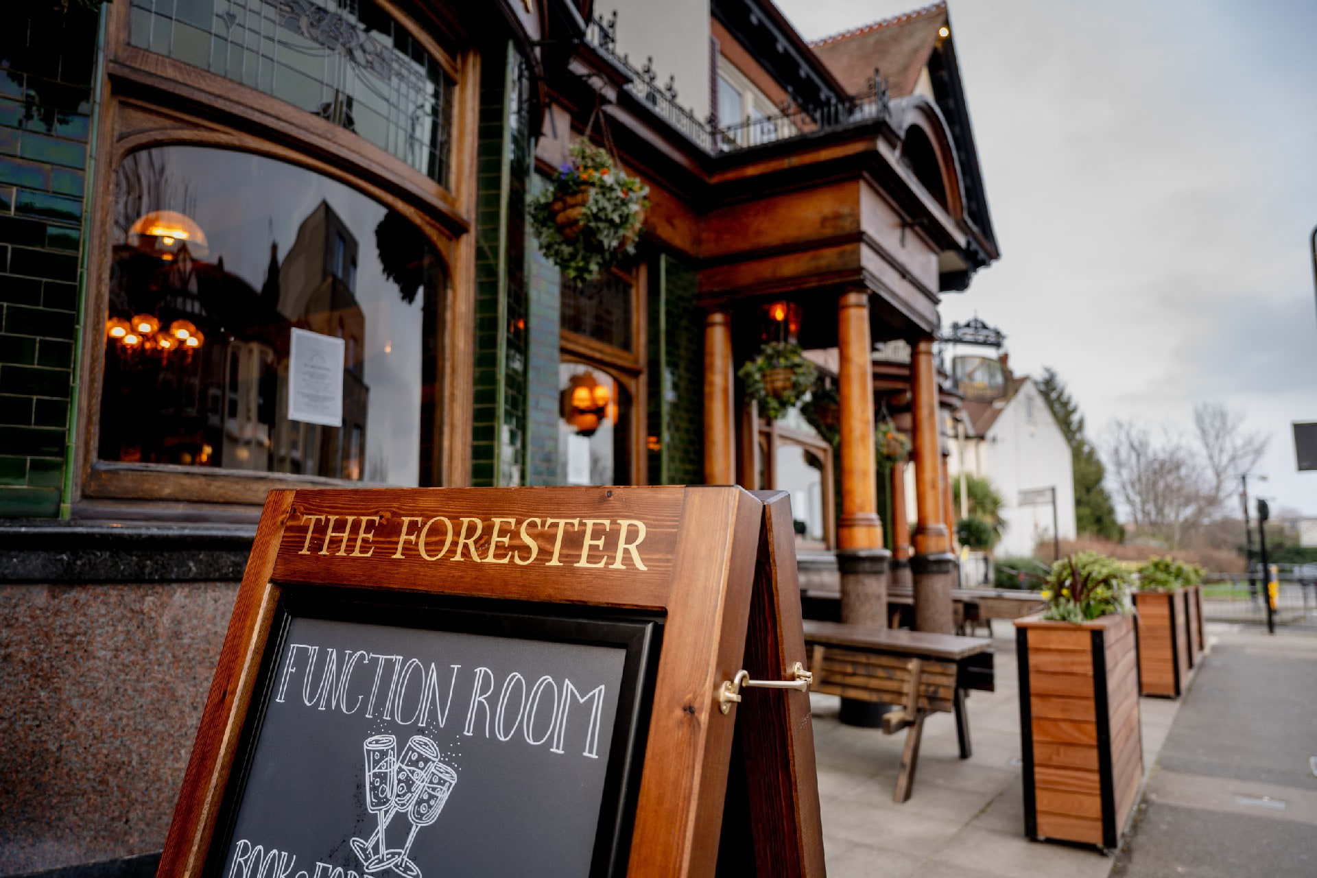This West London pub has just been named the most beautiful in the capital