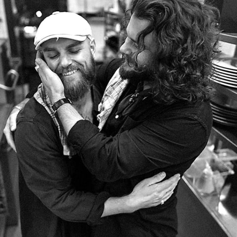 Cliff Barnes gästar Urban Deli med quiz och drinkar