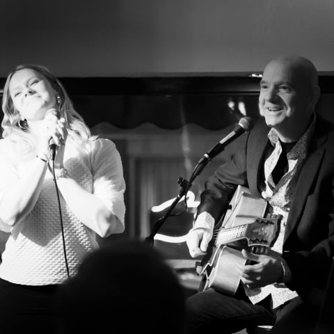 Annie Ivarsson och Andy Fite live på Märtha