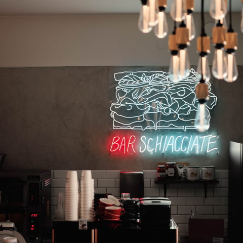 Kaffekärlek på Bar Schiacciate – espresso för 1 krona
