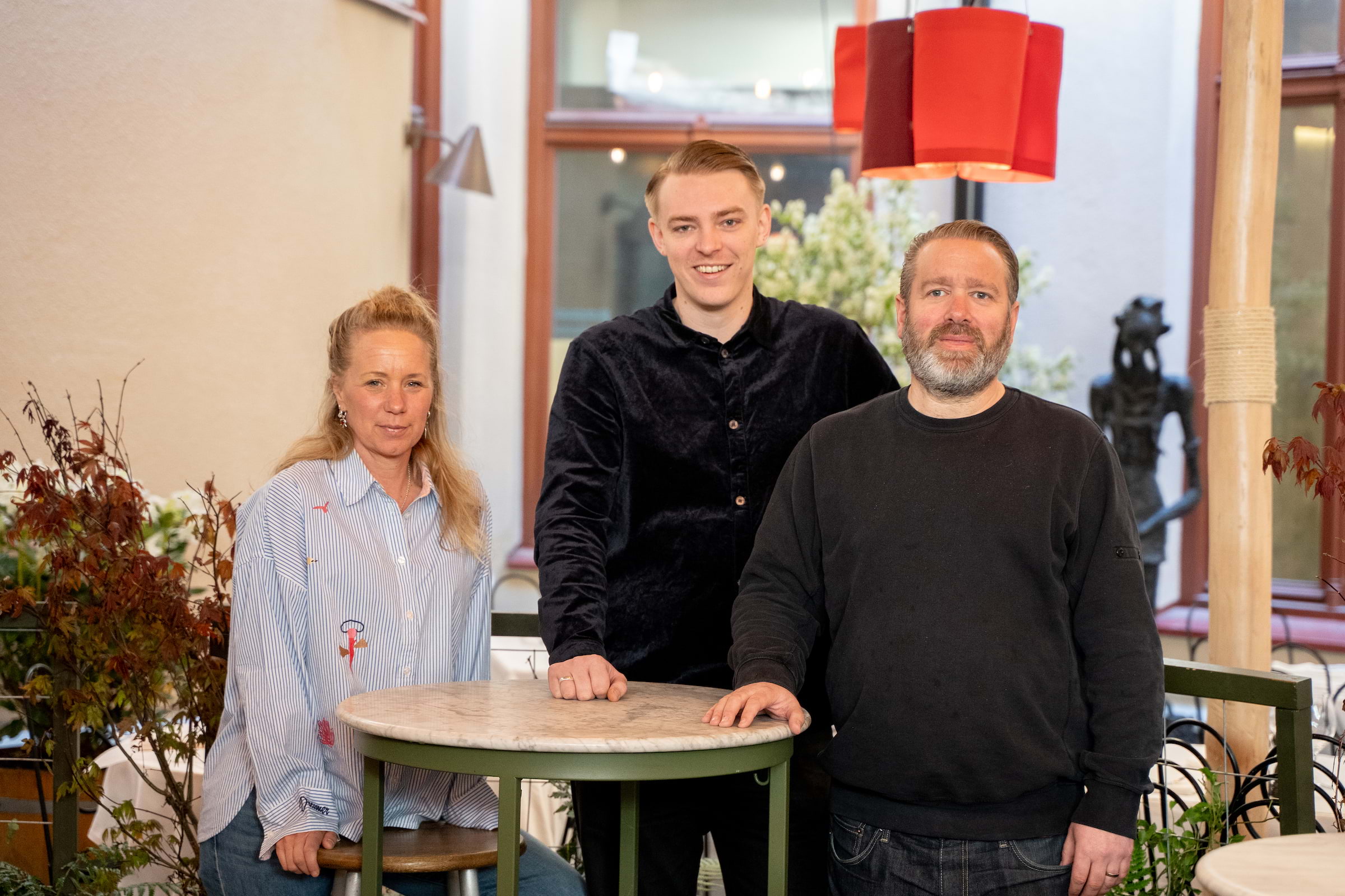 Sommarfest på Sturehof: Livemusik, grillkorv och konst