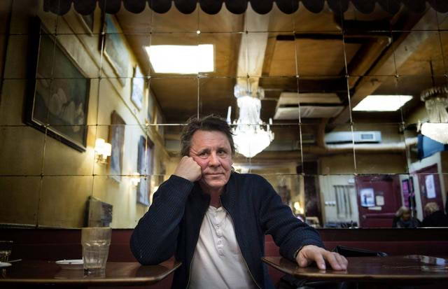 Dogger: Peter Kihlgård pratar & berättar