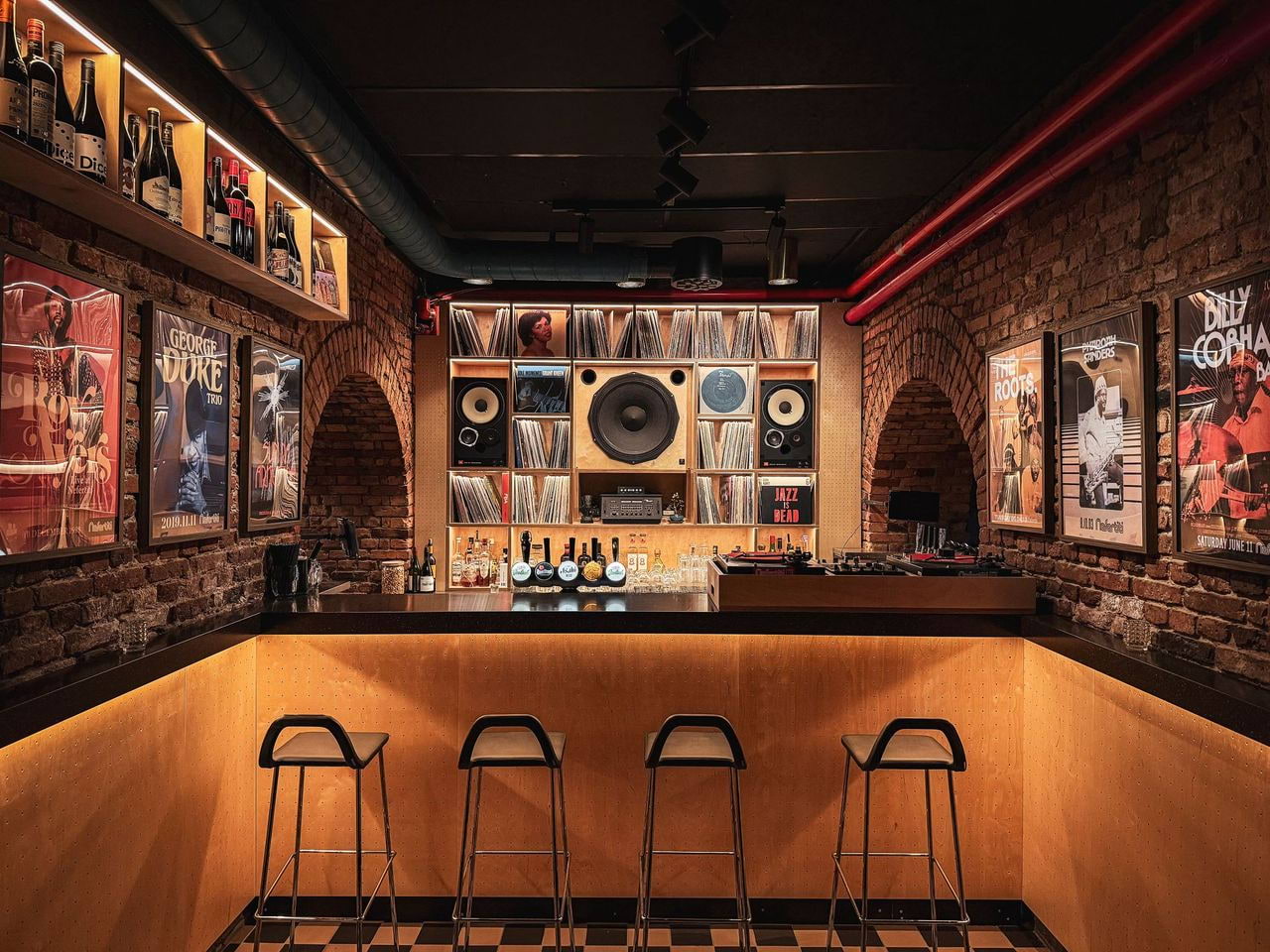 Nefertiti presenterar ny Jazz Kissa-bar: "En dröm som förverkligats"