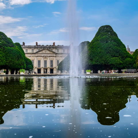 Did you know you can visit the Hampton Court Palace gardens for free?