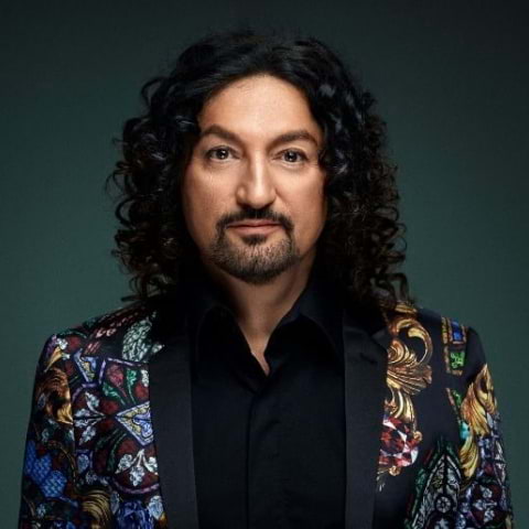 Night Flight feat. Thomas Di Leva