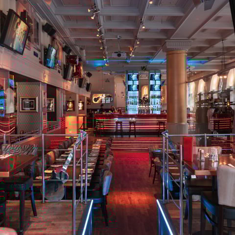 Hard Rock Cafe flyttar – lämnar Vasastan