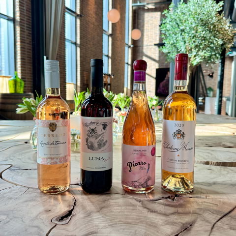 Ros&eacute;vin genom olika stilar och regioner