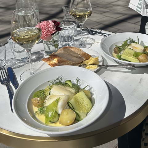 The Sparrow bjuder in till parisisk lunch