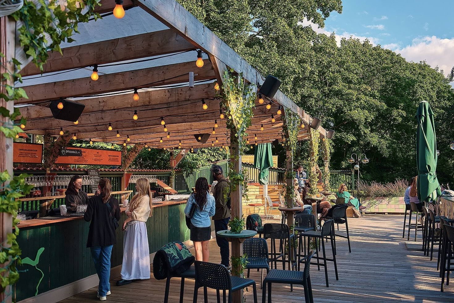 Den 30 april &auml;r det smygpremi&auml;r f&ouml;r Eden.