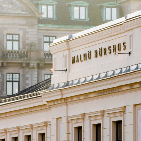 Michelinkocken &ouml;ppnar tv&aring; restauranger i Malm&ouml;