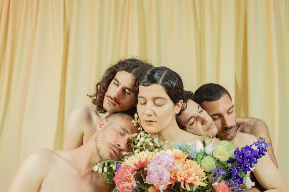 Iranska kvinnors villkor skildras i ny utställning på Fotografiska – Händer i helgen