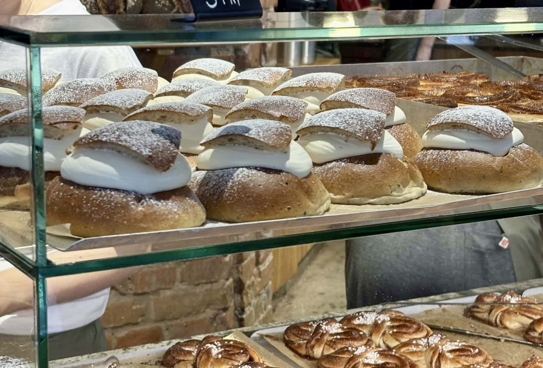 Svedjan öppnar semmelcafé