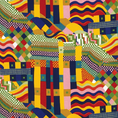 This free workshop turns recycled cups into glowing art