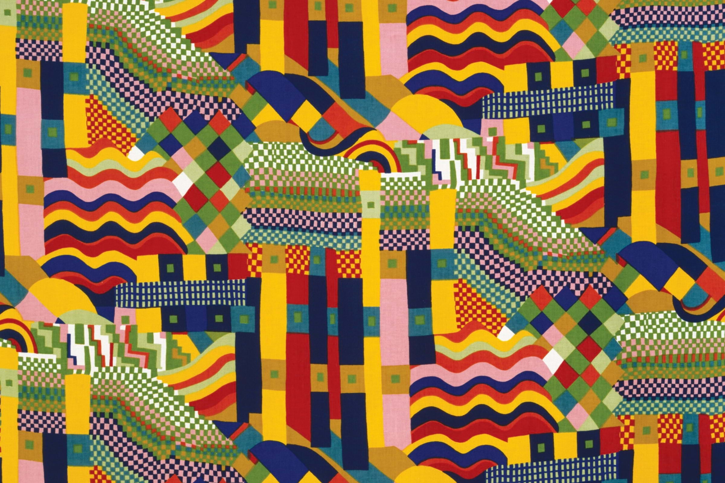 This free workshop turns recycled cups into glowing art