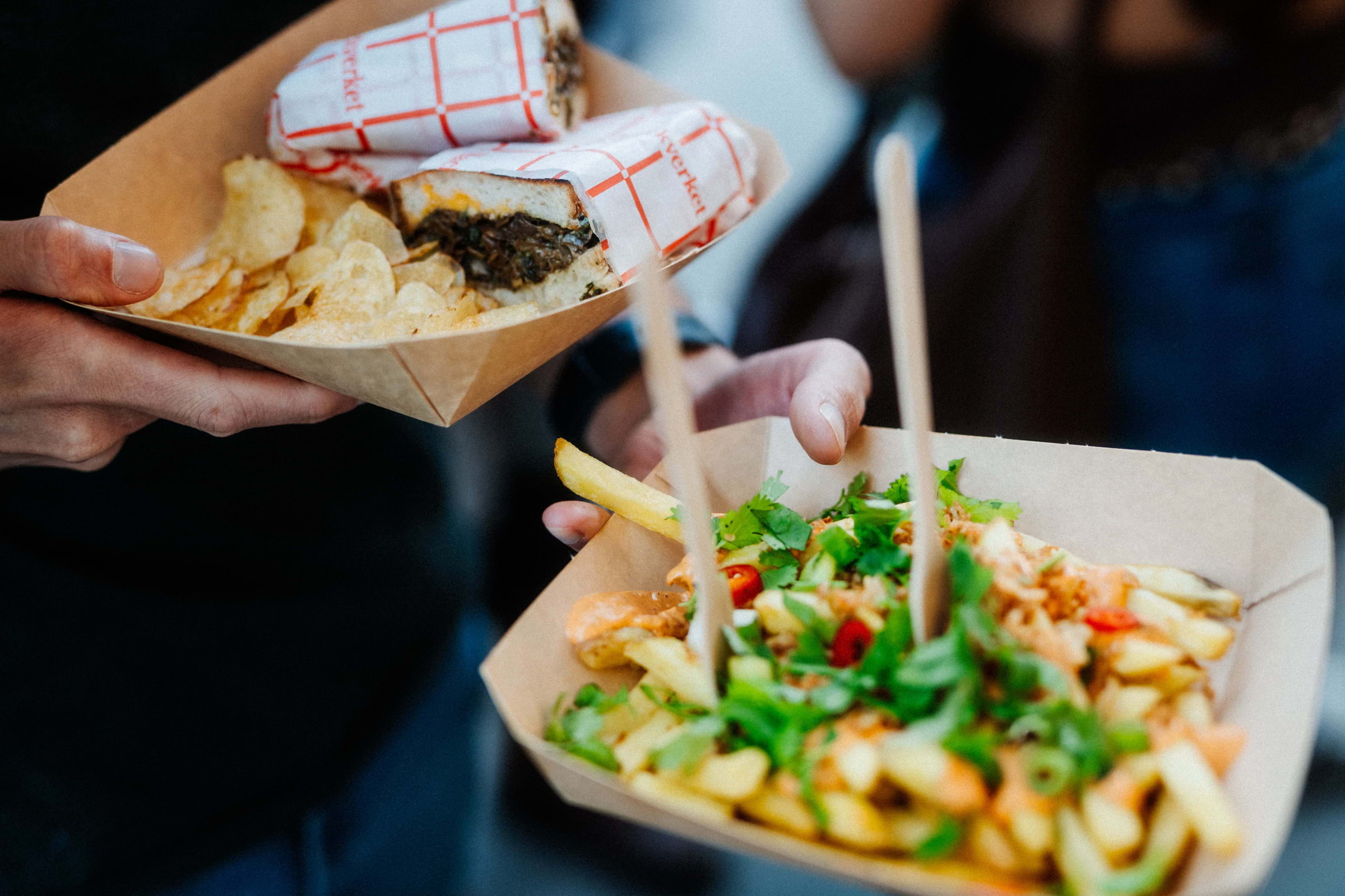 Maten p&aring; Way Out West 2026 &ndash; fr&aring;n streetfood till Nobelmenyn