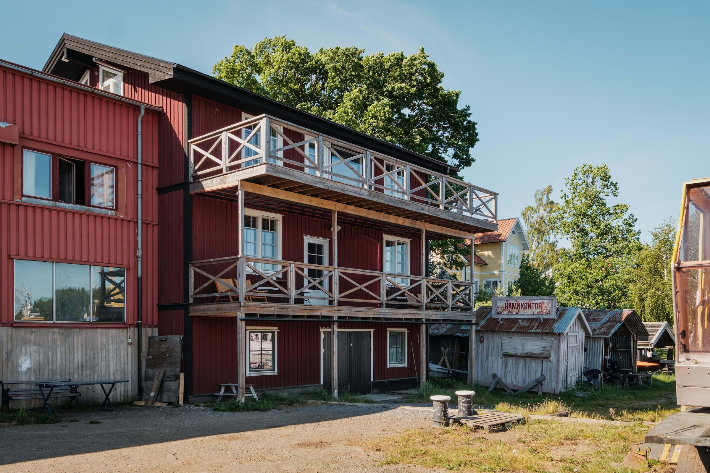 Varvet firar tio &aring;r med en sommar fylld av fest, ostron och musik