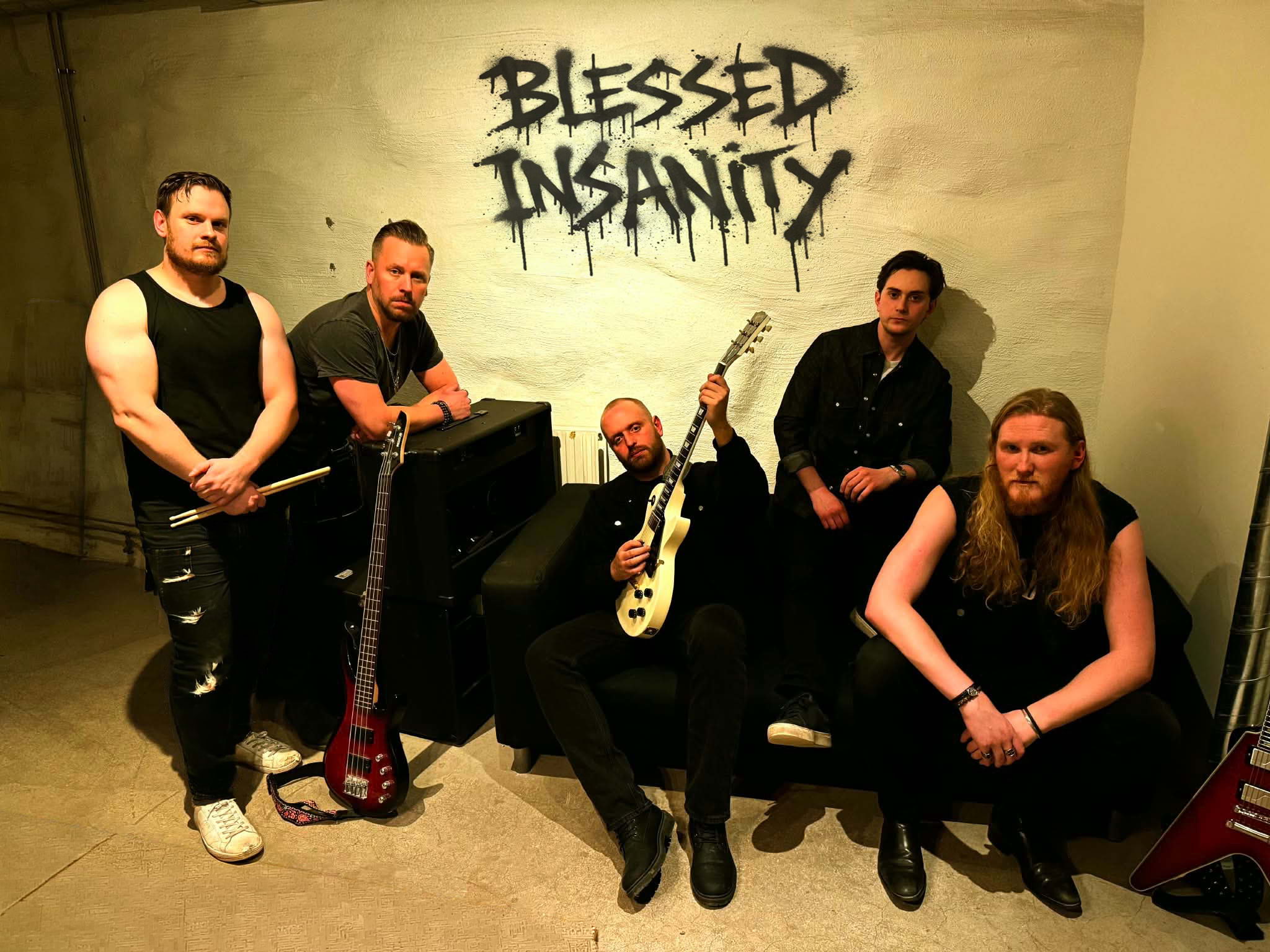 Blessed Insanity – världspremiär och releasefest