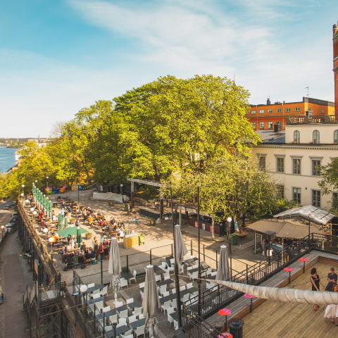 Konserter p&aring; Mosebacketerrassen 2026: H&auml;r &auml;r alla artister