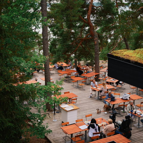 The best caf&eacute;s with outdoor seating in London