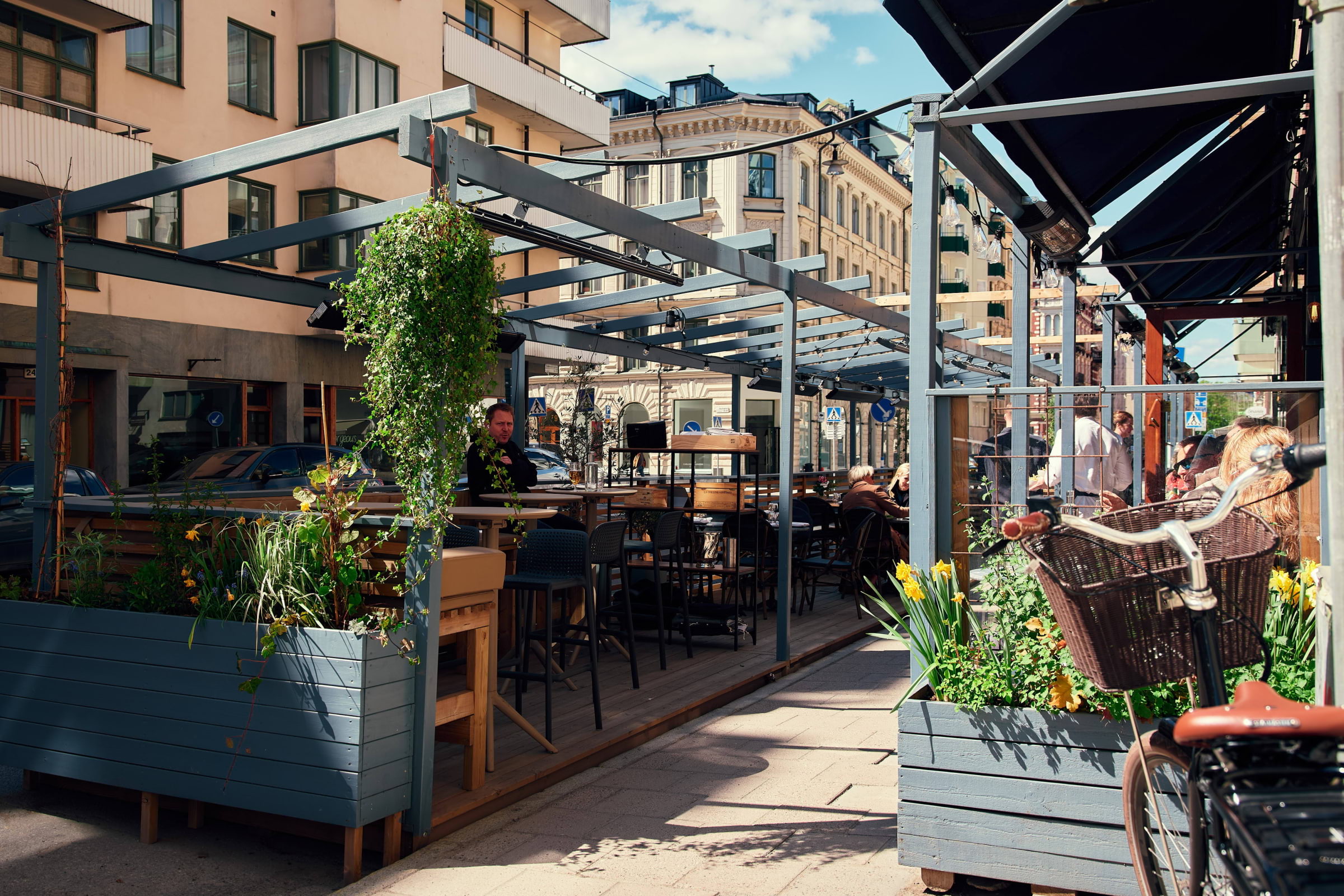 Försommarfest på Copines uteservering