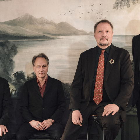 Weeping Willows p&aring; julturn&eacute; i Sverige 2026