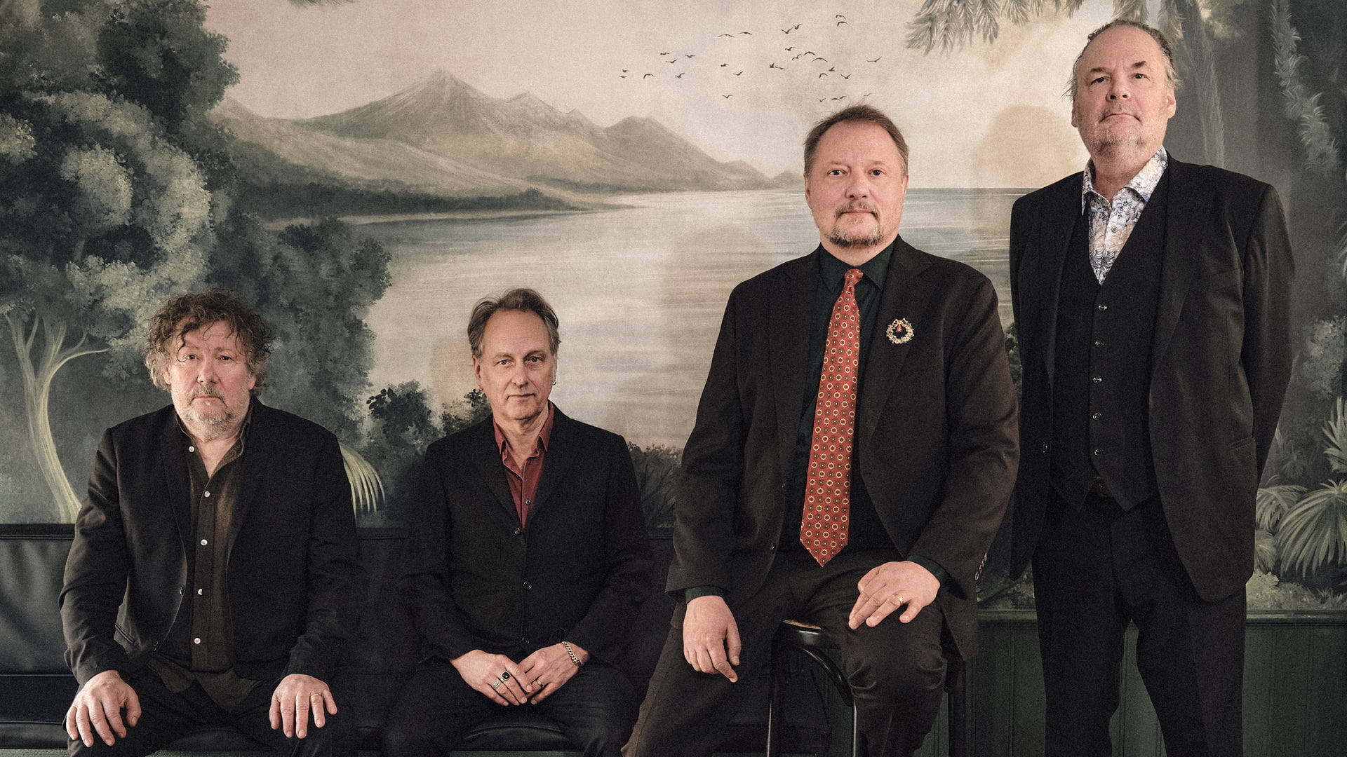 Weeping Willows p&aring; julturn&eacute; i Sverige 2026