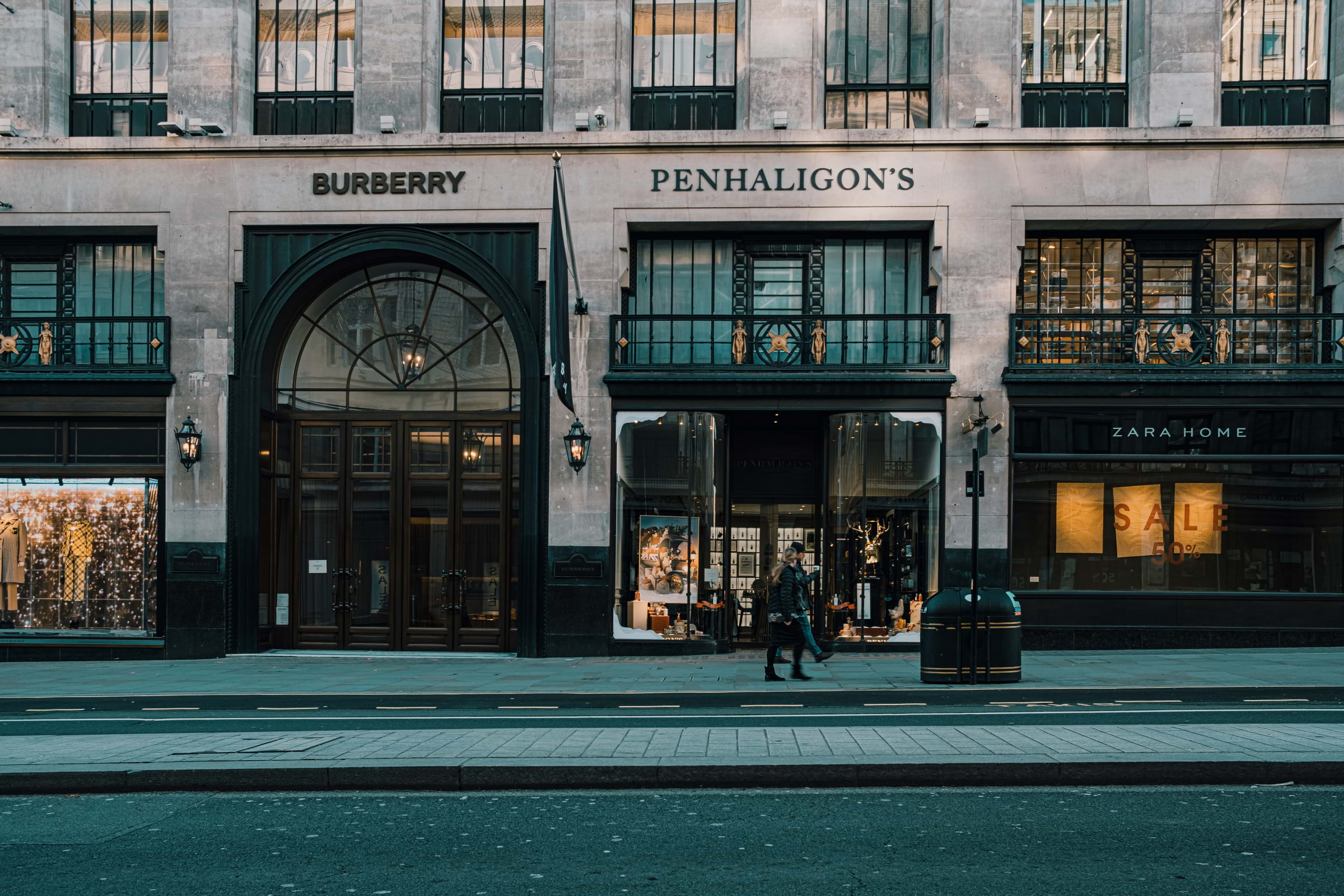 Guide to shopping in Central London