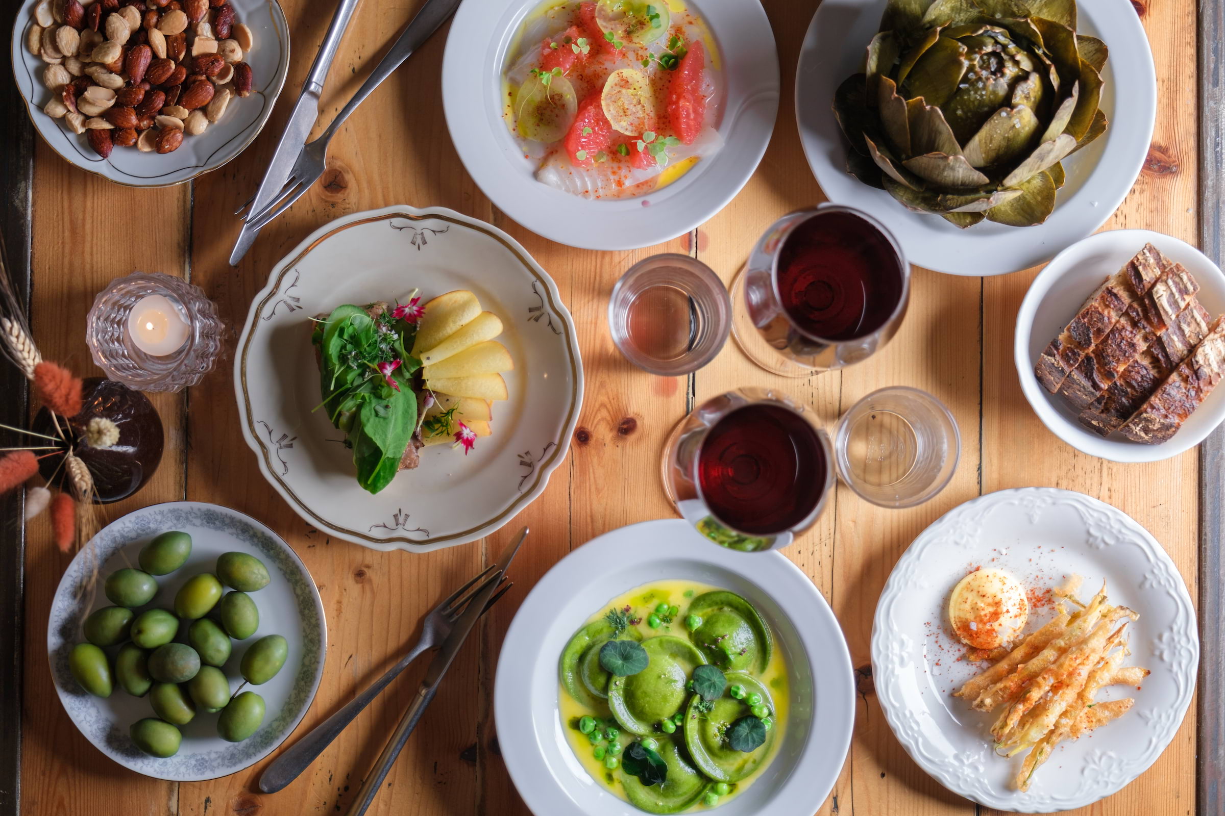 Guiden till restauranger som serverar smårätter i Stockholm